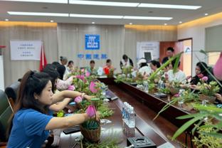 科林斯：保罗是最聪明的球员之一 他能随意改变比赛节奏